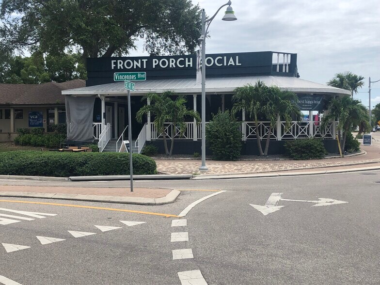 More Photos Of 4721 Vincennes Blvd, Cape Coral Restaurant For Sale