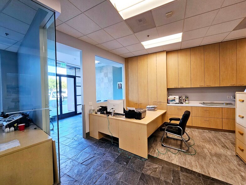 More Photos Of 16520 Bake Pky, Irvine Office For Sale