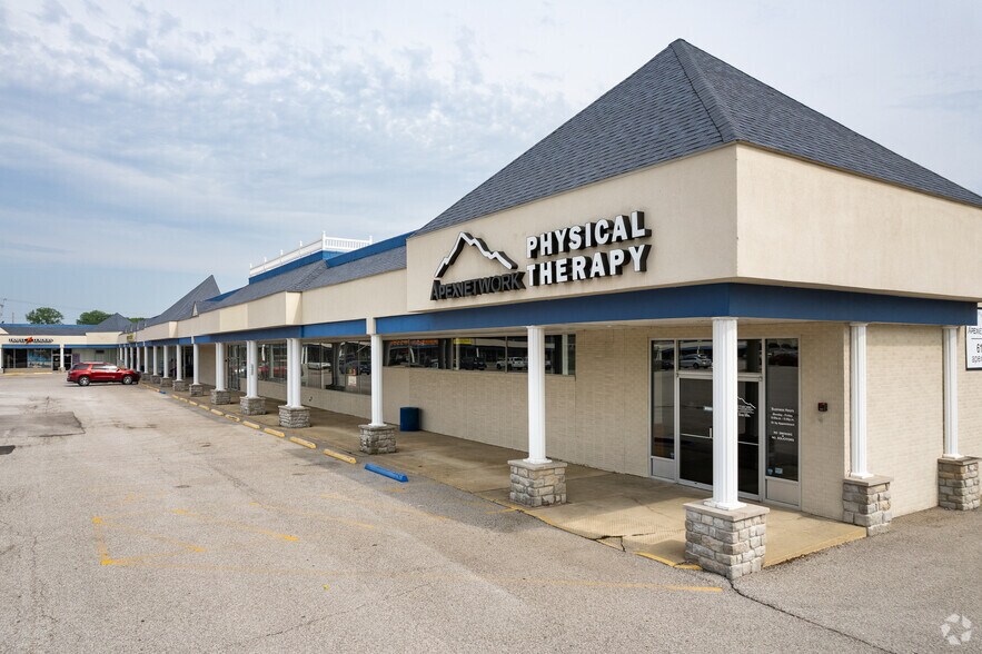 More Photos Of 5701-5777 Godfrey Rd, Godfrey Storefront For Lease
