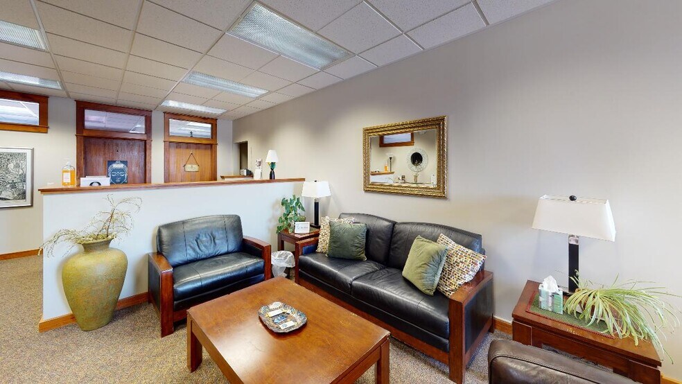 More Photos Of 1946 Stadium Dr, Bozeman Office For Lease