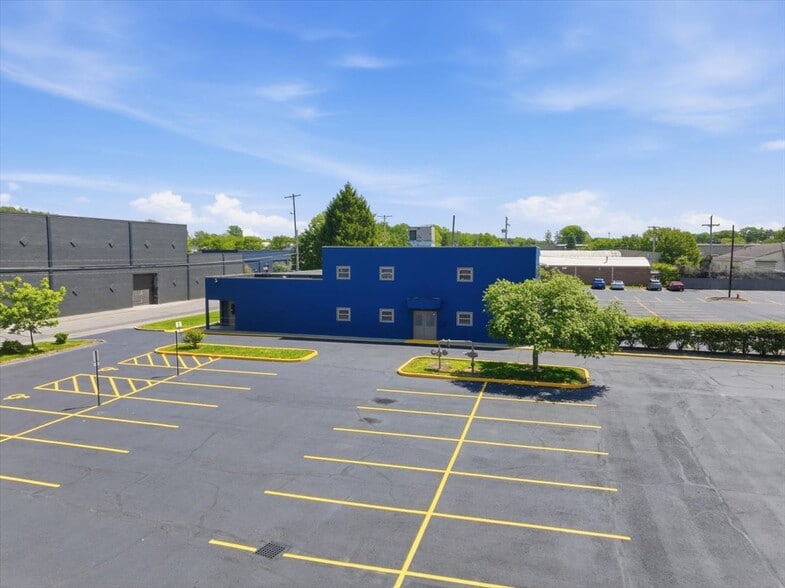 More Photos Of 175 E Broadway Ave, Westerville Office For Lease