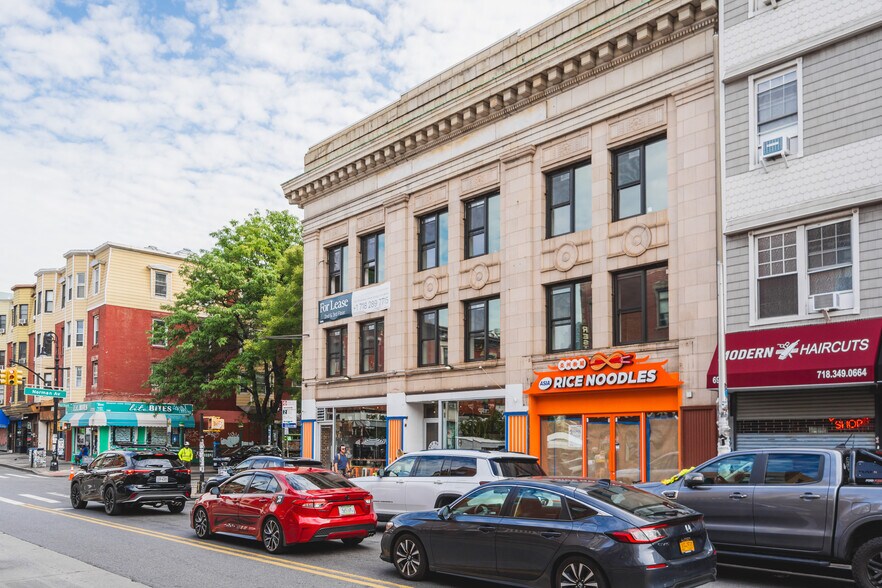 More Photos Of 698 Manhattan Ave, Brooklyn Office Residential For Sale