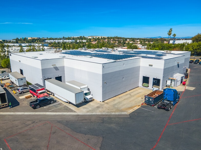 More Photos Of 1385 Park Center Dr, Vista Light Manufacturing For Sale