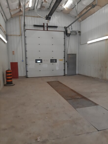 More Photos Of 510 First St, London Warehouse For Sale