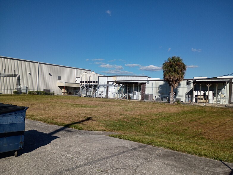 More Photos Of 8220 Leo Kidd Ave, Port Richey Warehouse For Sale