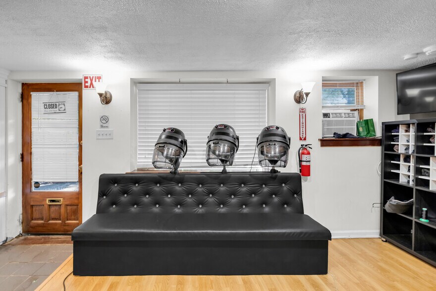 More Photos Of 1501 W Chew St, Allentown Storefront Retail Residential For Sale