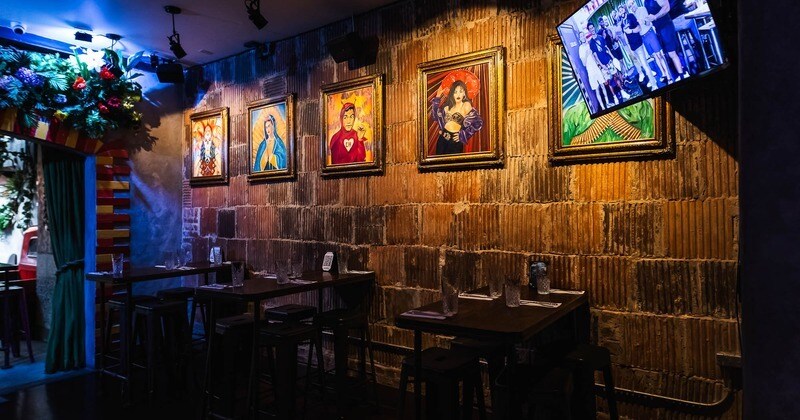 More Photos Of 2850 31st St, Astoria Restaurant For Sale