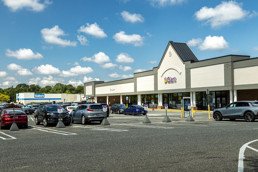 Primary Photo Of 7940-7992 Crain Hwy, Glen Burnie Unknown For Lease