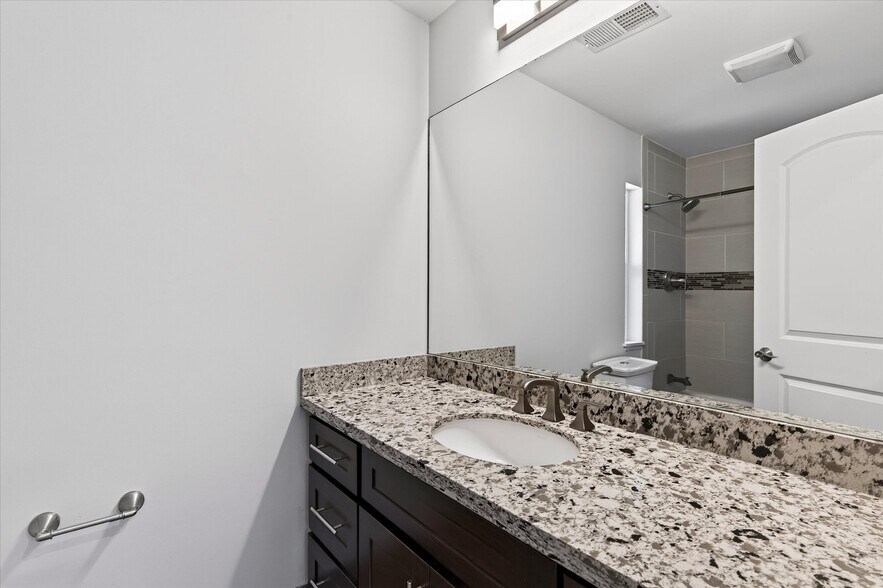 More Photos Of 1920 Camino Verde, Walnut Creek Apartments For Sale