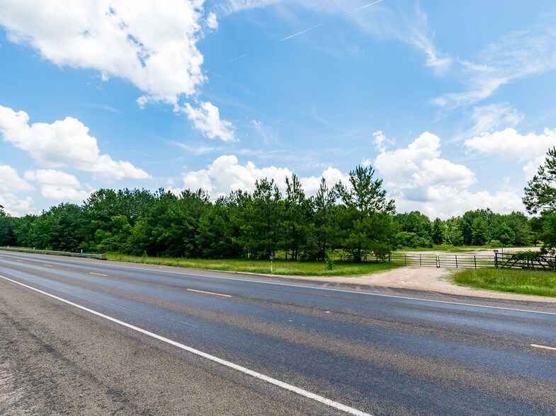 More Photos Of 25678 W Hwy 105, Cleveland Land For Sale