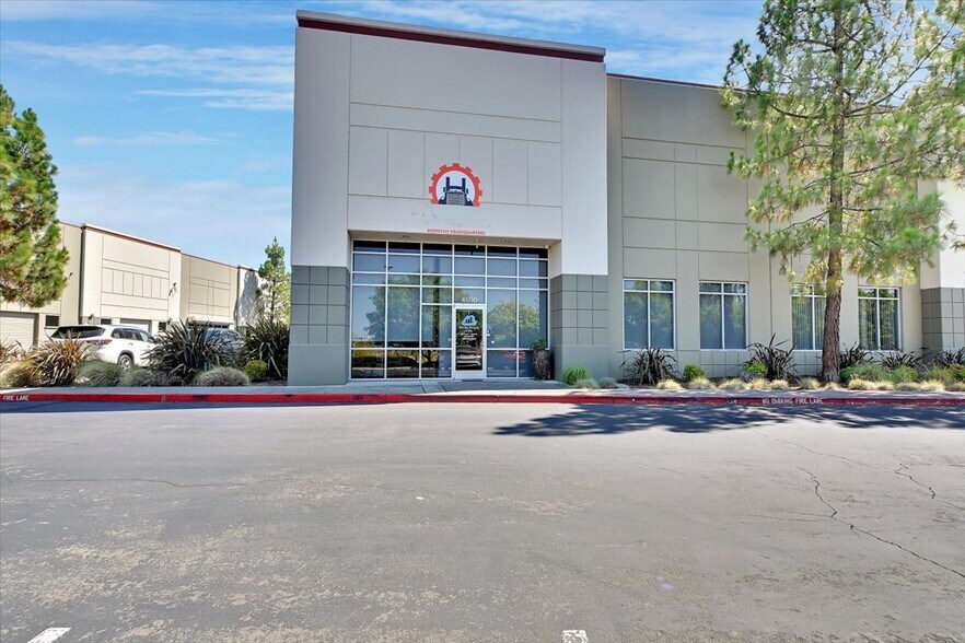 More Photos Of 4690 Duckhorn Dr, Sacramento Research And Development For Sale