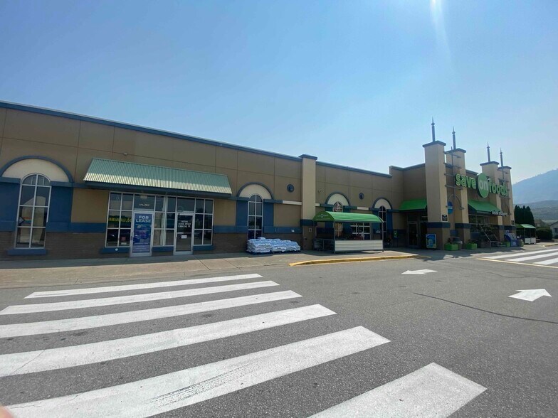 More Photos Of 9129 Main St, Osoyoos General Retail For Lease
