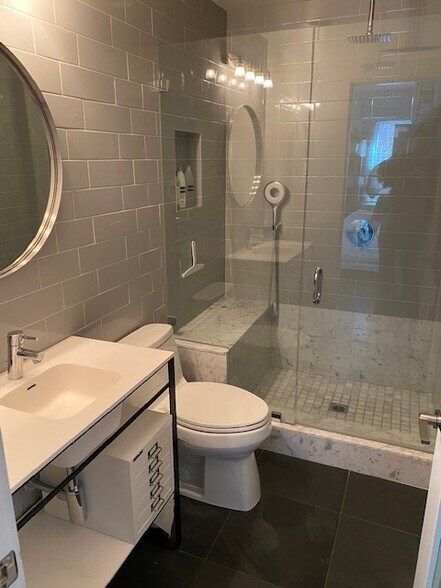 More Photos Of 745 N Hayworth Ave, Los Angeles Apartments For Sale