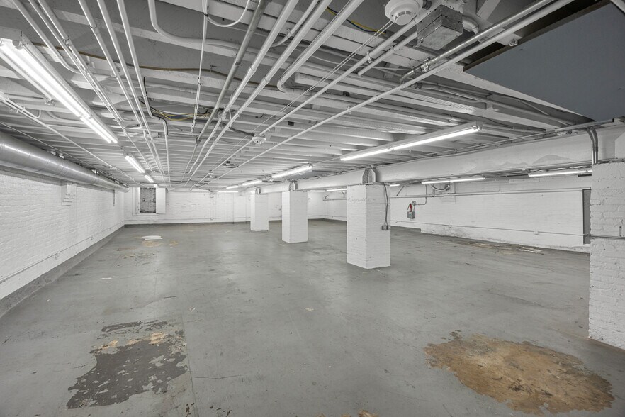 More Photos Of 408-410 Martin Luther King Jr Blvd, Savannah Storefront Retail Residential For Sale