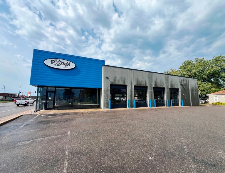 More Photos Of 615 Washington St, Brainerd Auto Repair For Lease