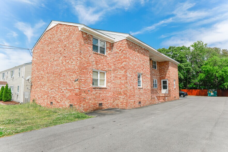 More Photos Of 1314-1318 Little Bay Ave, Norfolk Apartments For Sale