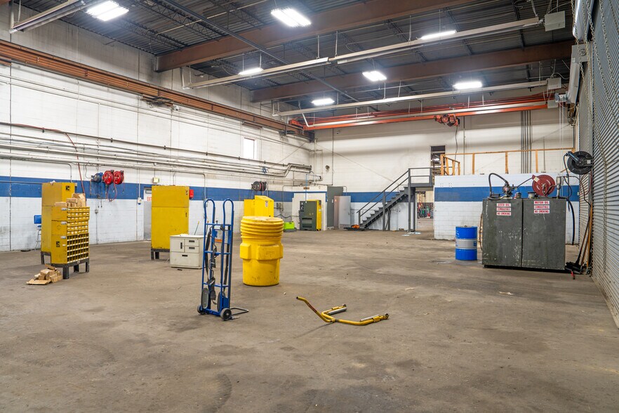 More Photos Of 4695 Ironton St, Denver Service For Lease