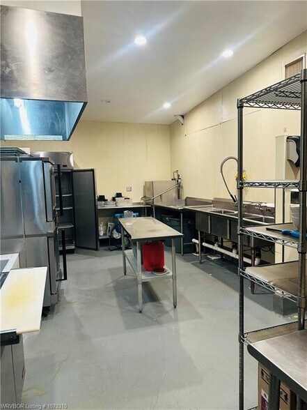 More Photos Of 31 AR-96, Cecil Restaurant For Sale