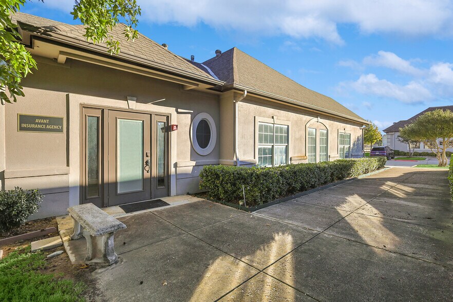 More Photos Of 5152 Village Creek Dr, Plano Office For Lease