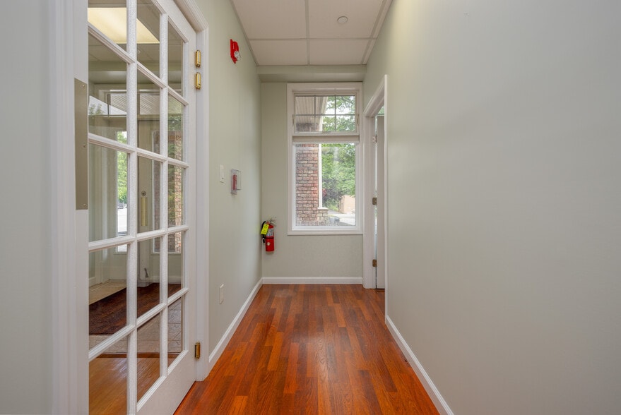 More Photos Of 516 NY-303, Orangeburg Medical For Lease