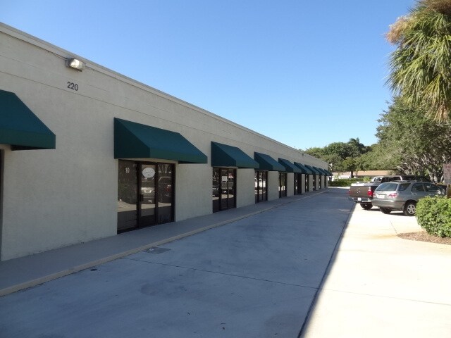 More Photos Of 220 Venus St, Jupiter Warehouse For Lease