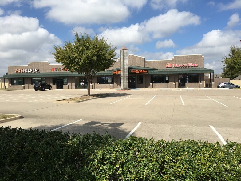 More Photos Of 1545 E Main St, Allen Storefront For Lease