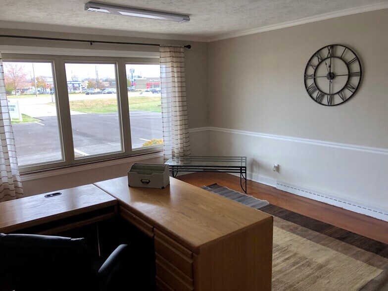 More Photos Of 7662 US 31 S, Indianapolis Office Residential For Sale