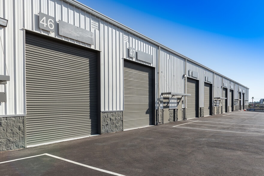 More Photos Of 6325 S Pecos Rd, Las Vegas Unknown For Lease