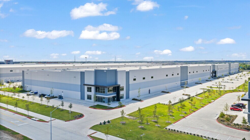 More Photos Of 160 Parker Way, Hutto Distribution For Sale