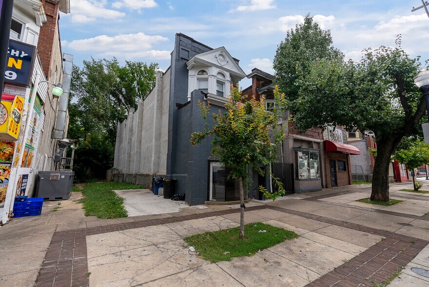 Primary Photo Of 4710 Liberty Heights Ave, Baltimore General Retail For Sale