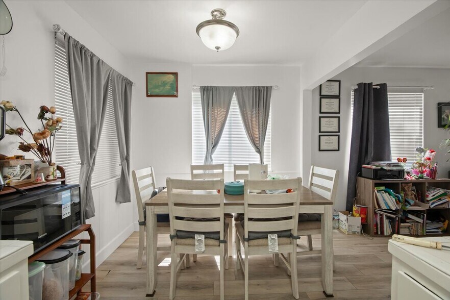 More Photos Of 736 Madison Ave, Redwood City Apartments For Sale