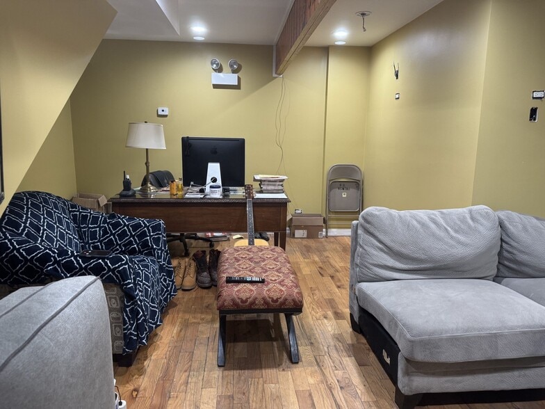 More Photos Of 4519 W Lake St, Chicago Warehouse For Sale