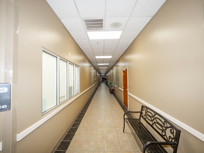 More Photos Of 810 E Sunflower Rd, Cleveland Medical For Lease