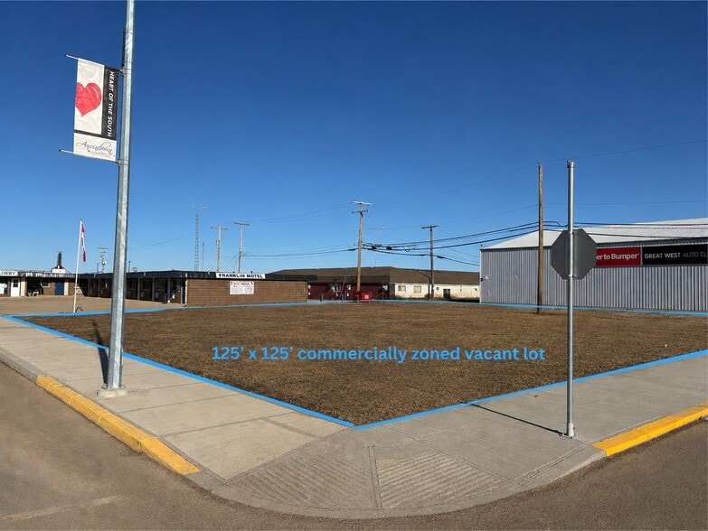 More Photos Of 101 Centre St, Assiniboia Hotel For Sale