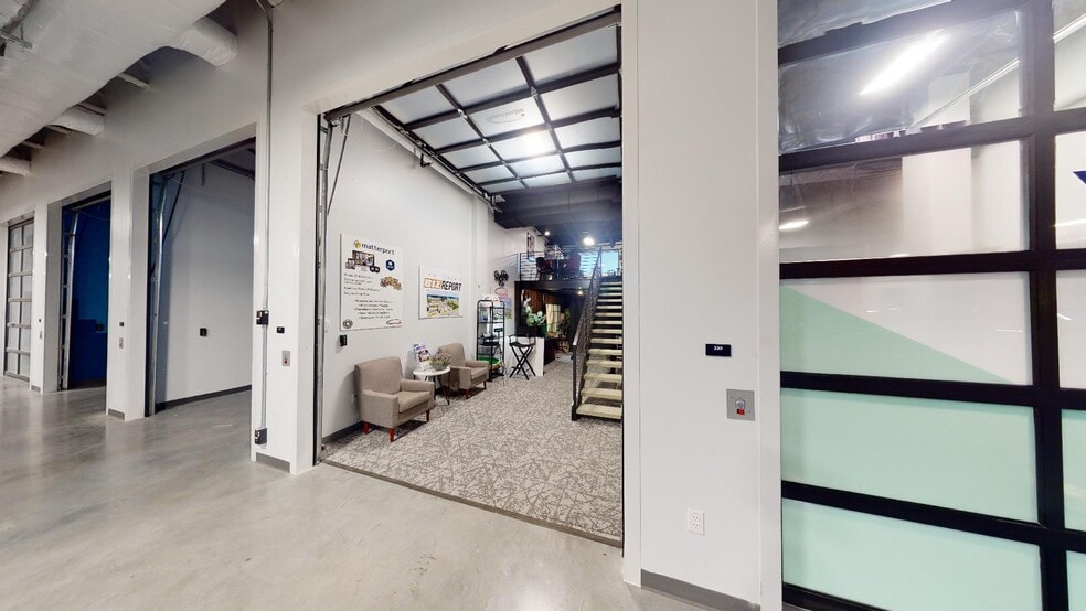 More Photos Of 4229 FM 620, Austin Showroom For Sale