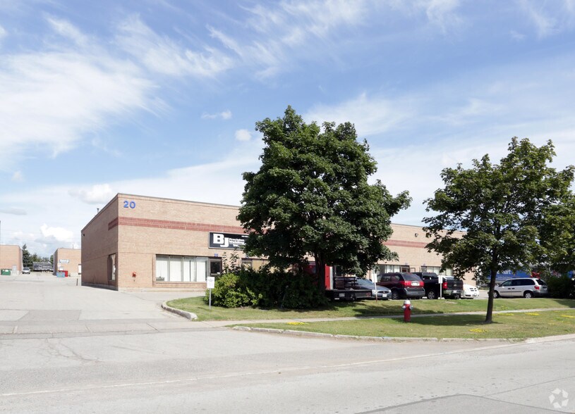 More Photos Of 20 Wilkinson Rd, Brampton Warehouse For Lease