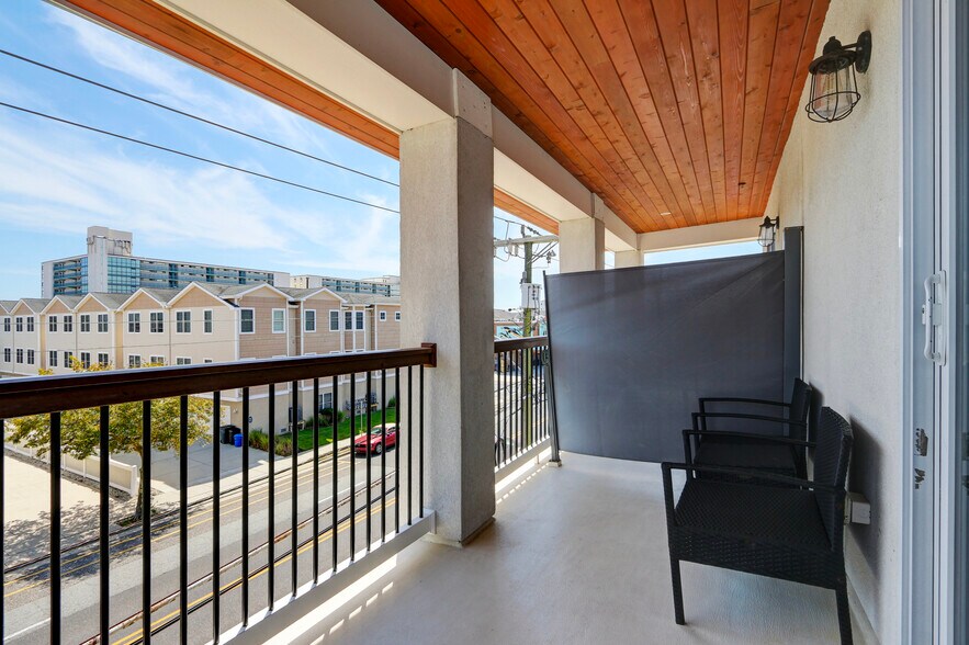 More Photos Of 5100 Atlantic Ave, Wildwood Hotel For Sale