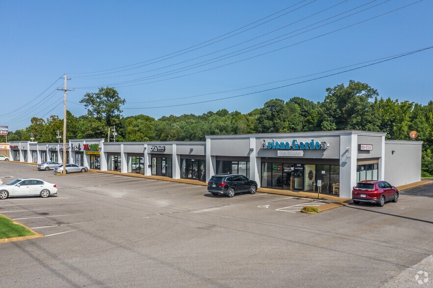 Primary Photo Of 5940-5992 Mt Moriah Rd, Memphis Unknown For Lease