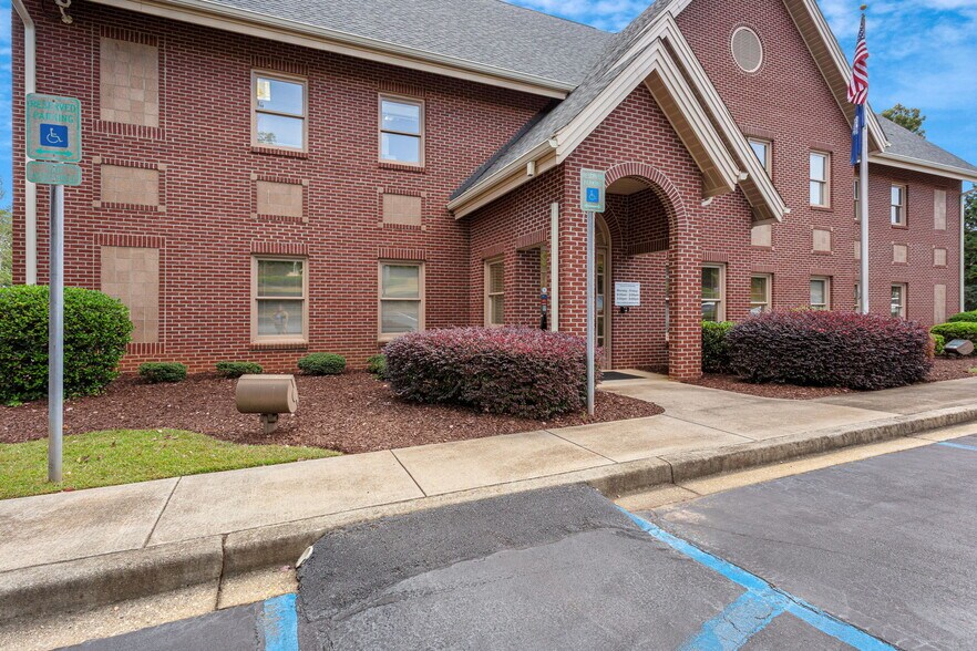More Photos Of 280 Commonwealth Dr, Greenville Office For Lease