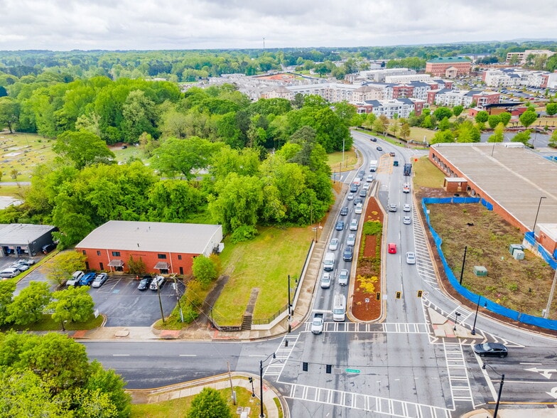 More Photos Of 94 E Crogan St, Lawrenceville Office For Lease