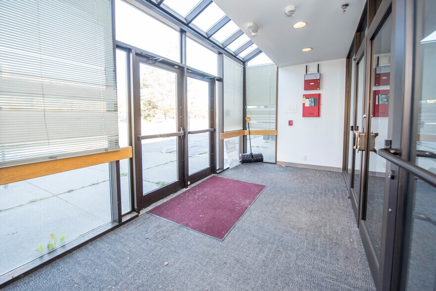 More Photos Of 4361 Boniface Pky, Anchorage Healthcare For Sale