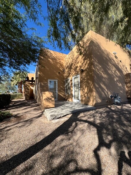 More Photos Of 2458 E Russell Rd, Las Vegas Medical For Sale