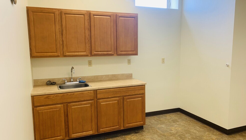 More Photos Of 3541 Stop Eight Rd, Dayton Light Manufacturing For Lease