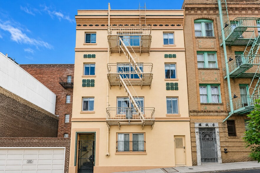 Primary Photo Of 10 Brooklyn Pl, San Francisco Apartments For Sale
