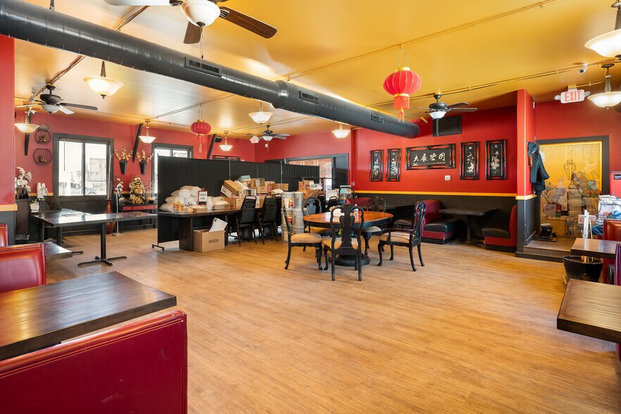 More Photos Of 52 4th St, Granby Restaurant For Sale