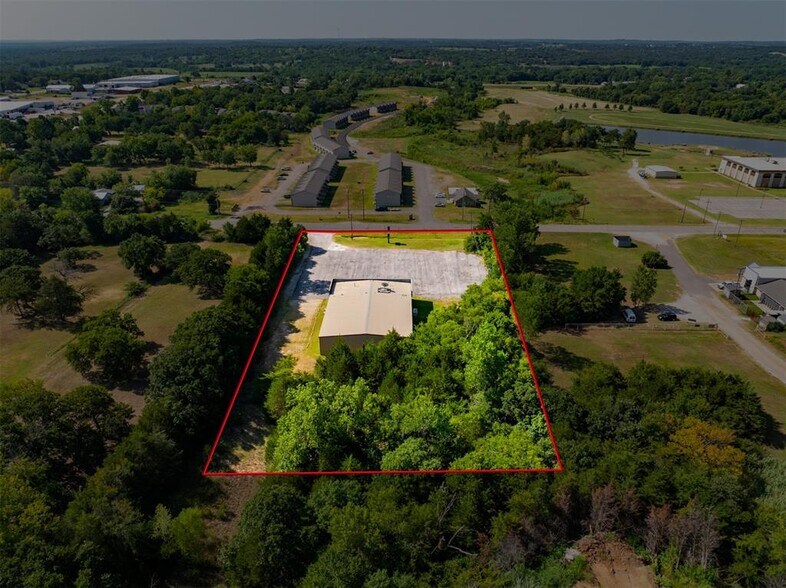 More Photos Of 1110 Stothers Ave, Seminole Theater Concert Hall For Sale