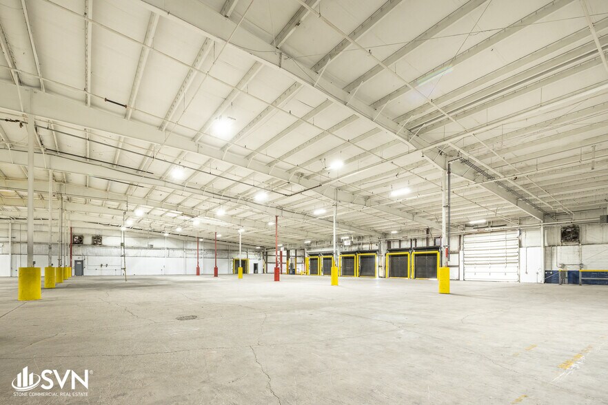 More Photos Of 1285 Enterprise Dr, Winchester Warehouse For Lease