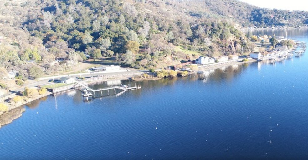 More Photos Of 10920 Lakeshore Dr, Clearlake Trailer Camper Park For Sale