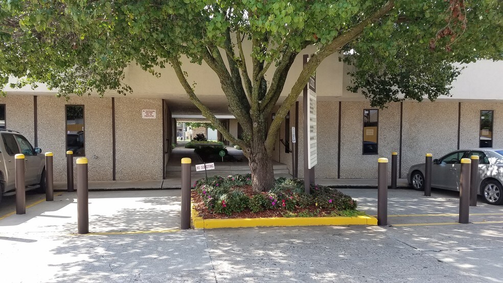 More Photos Of 8524 S Western Ave, Oklahoma City Medical For Lease