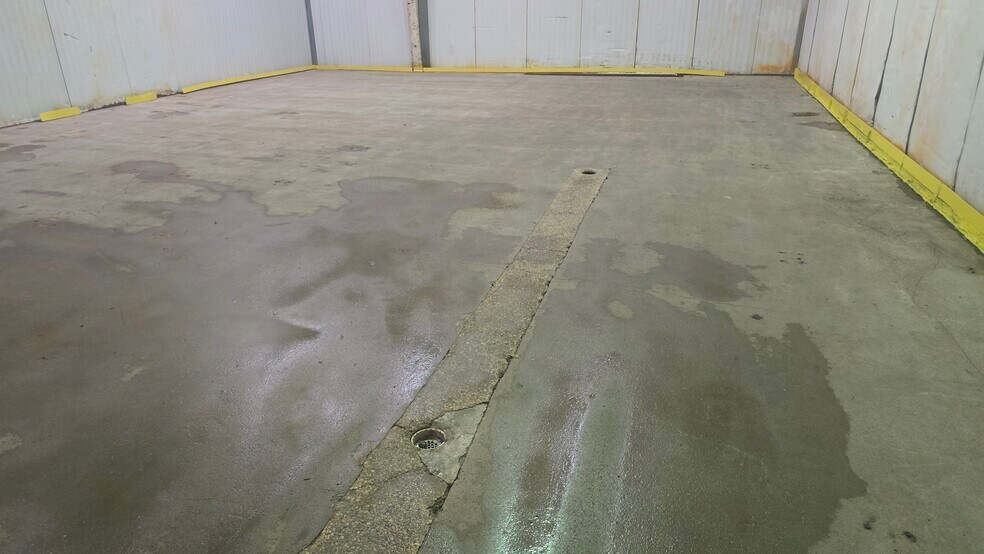 More Photos Of 2200 & 2100 Trophy Dr, McAllen Warehouse For Sale